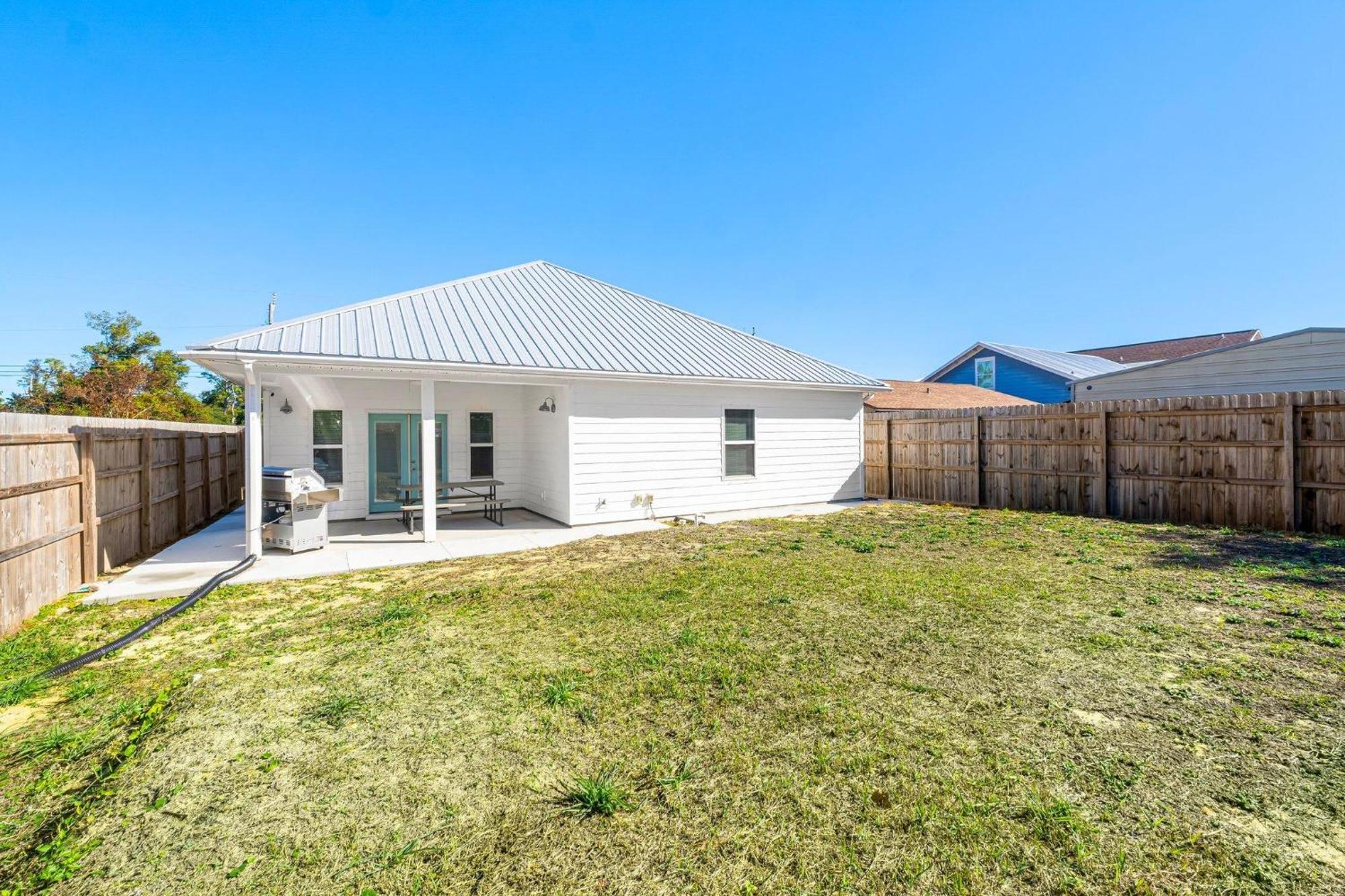 Holiday home 6003 Hilltop Ave *