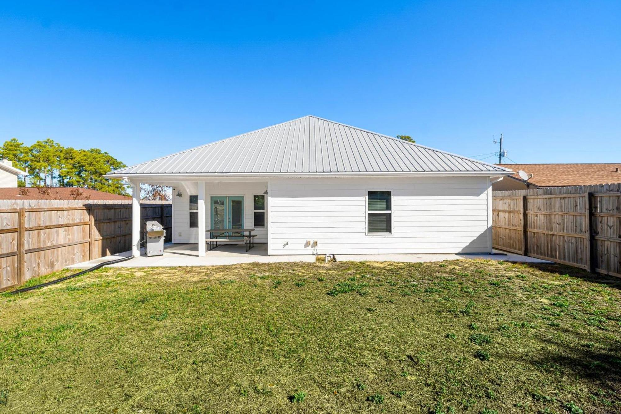 Holiday home 6003 Hilltop Ave